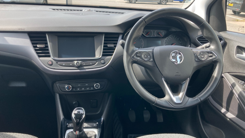 Vauxhall Crossland 1.2 Design 5dr Petrol Hatchback